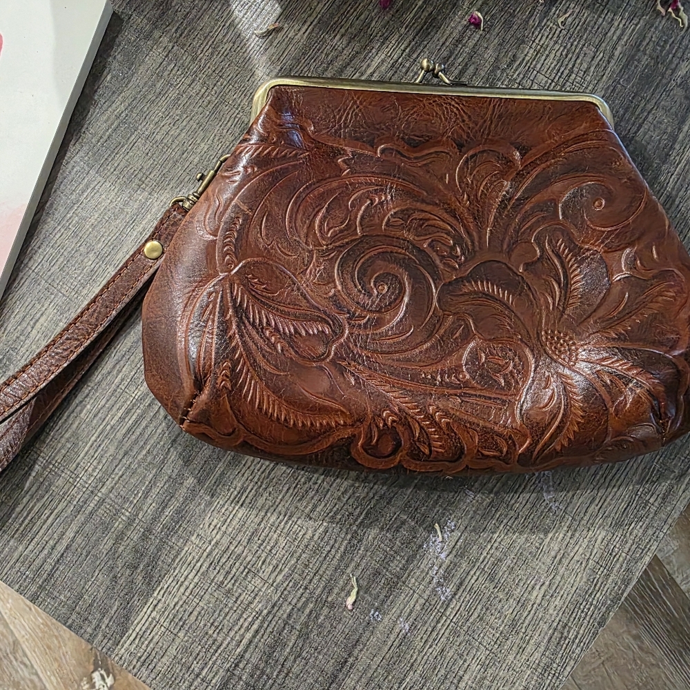 Patricia Nash Brown Embossed Leather Clutch - New!!!